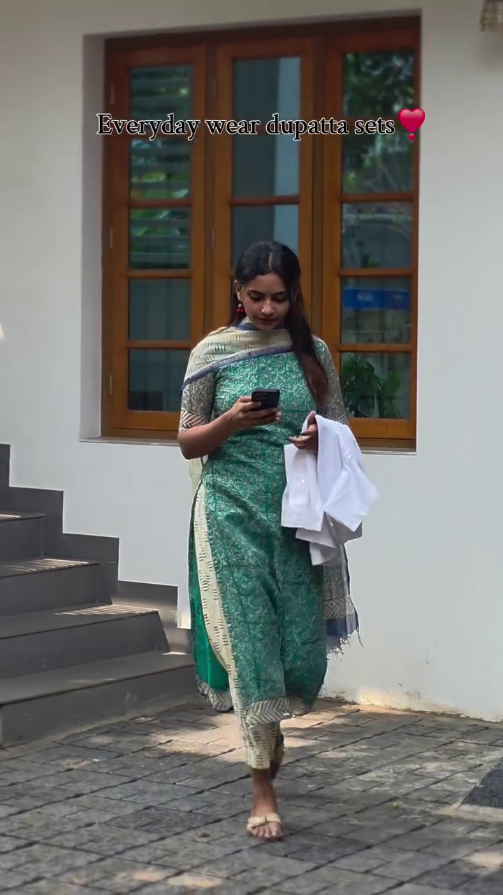 Classic Black Dupatta Kurta Set – Graceful Everyday Ethnic Outfit