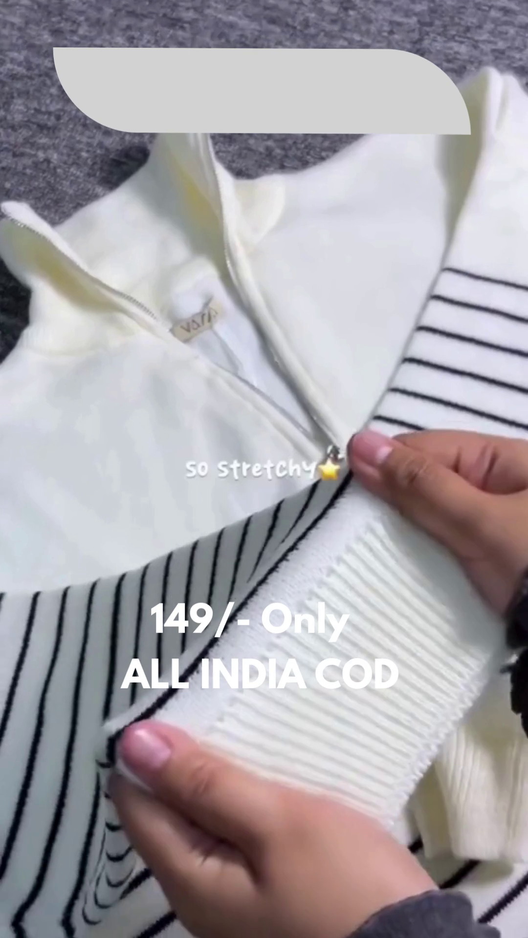 Minimalist White Striped Zipper Pullover – Trendy Comfort at an Unbeatable Price