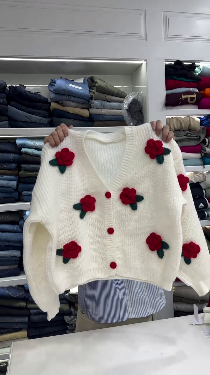 Elegant White Floral Knit Cardigan with 3D Rose Detailing
