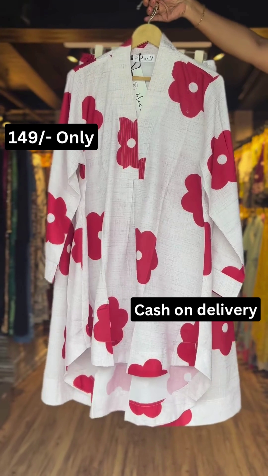 Stylish White Floral Printed Palazzo Pants