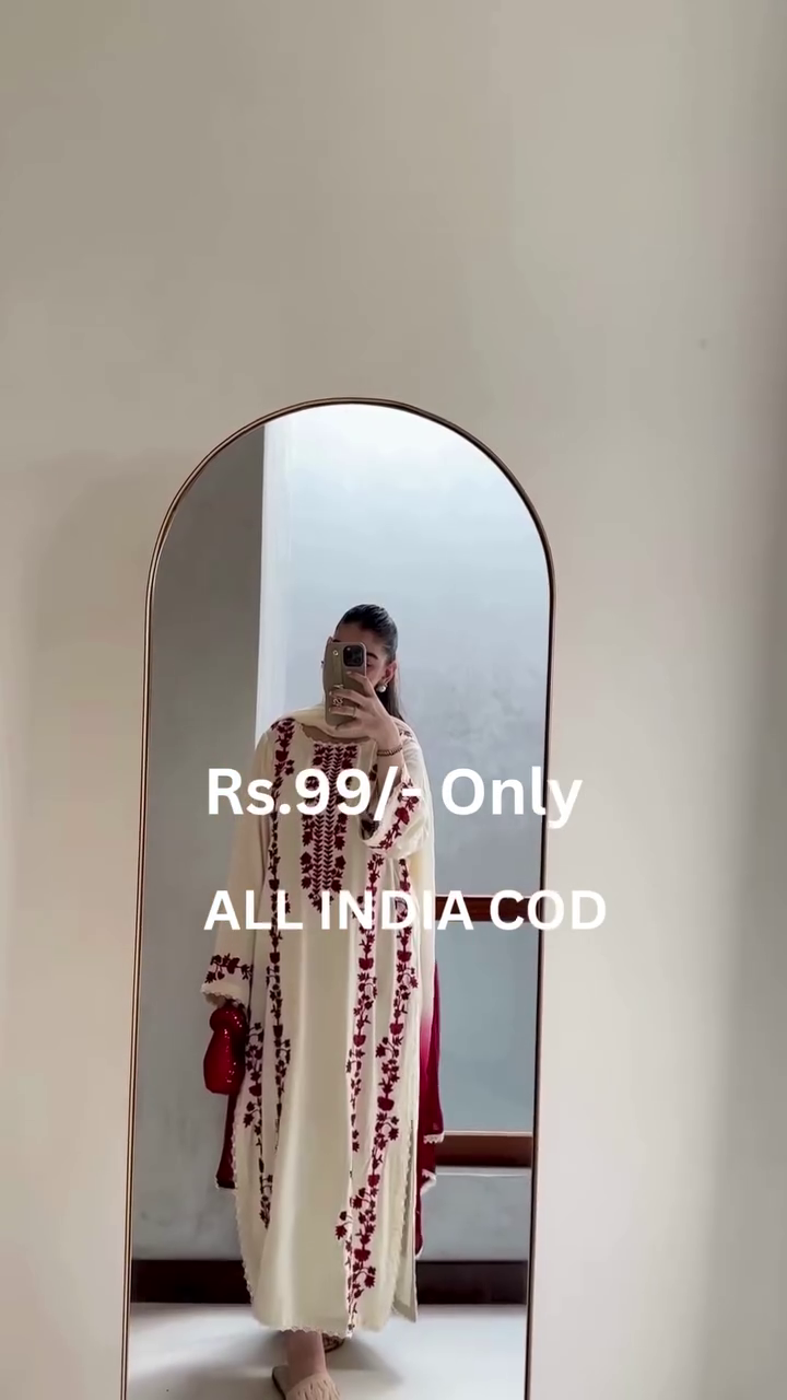 Chic White Embroidered Maxi Dress with Mirror Selfie Style