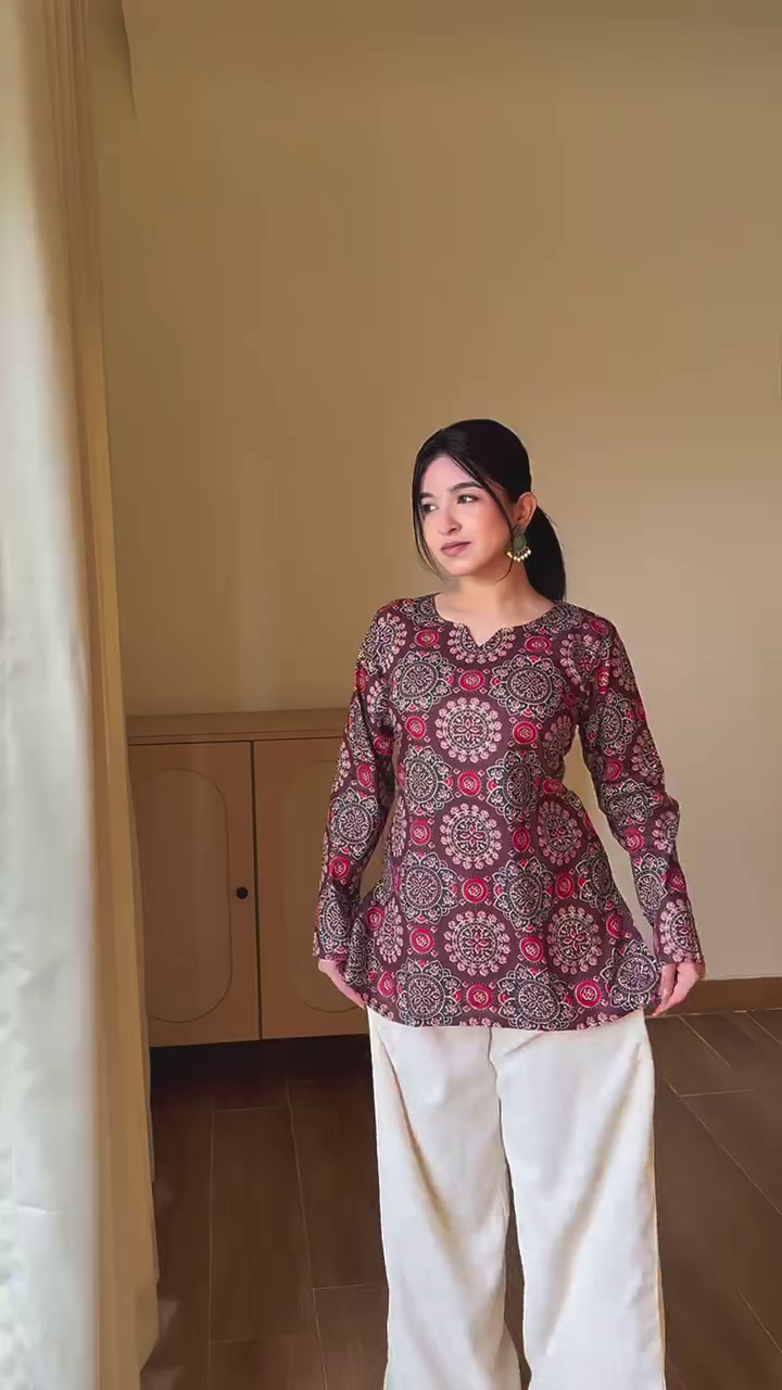 Trendy Floral Pink Top