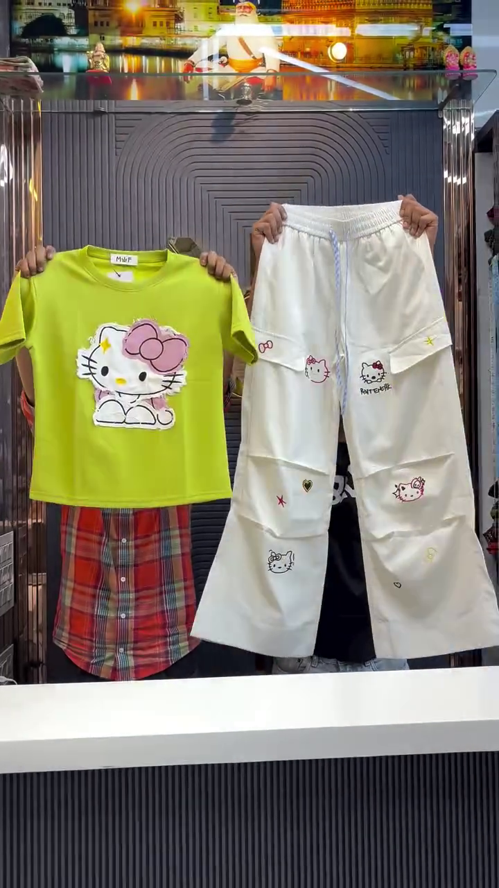 Cute Hello Kitty Cargo Co-ord Set