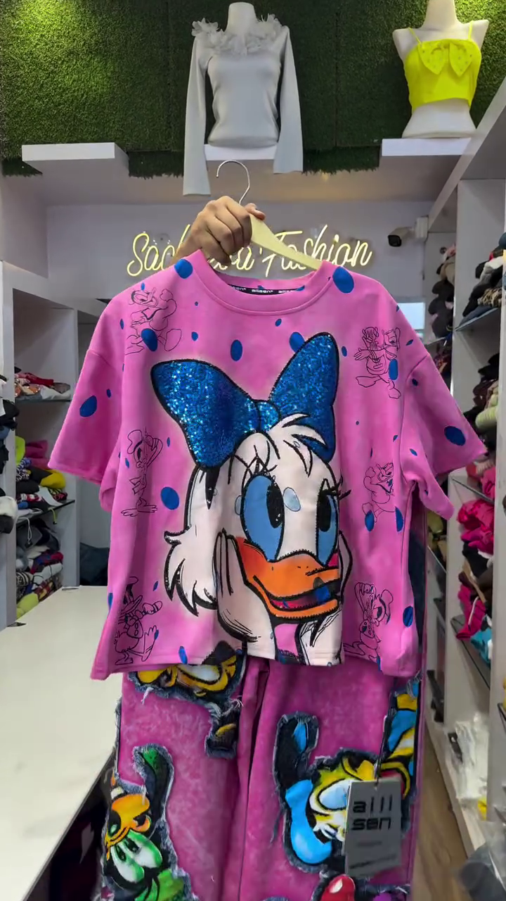 Cute Daisy Duck Co-ord Set for Girls
