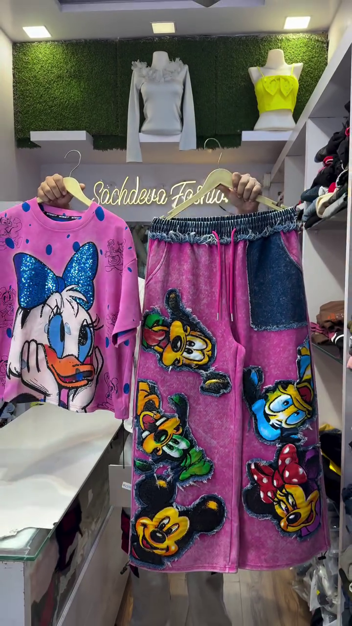 Cute Daisy Duck Co-ord Set for Girls