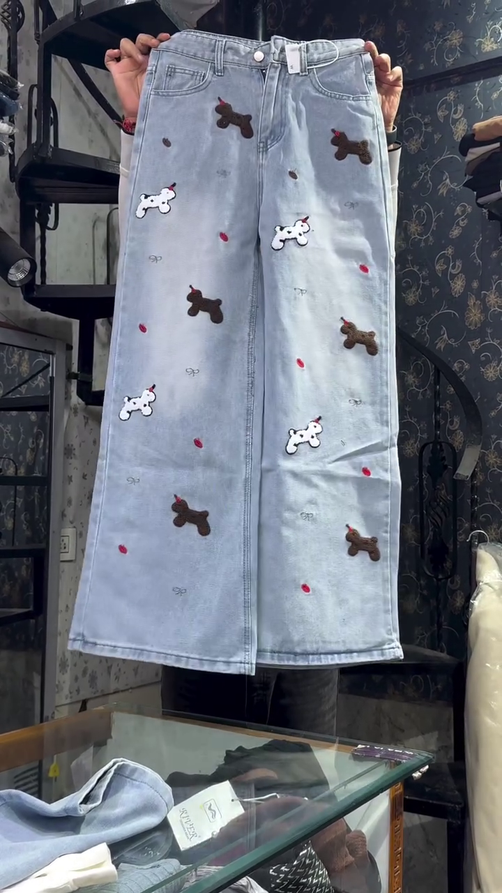 Trendy Teddy Embroidered Denim Skirt