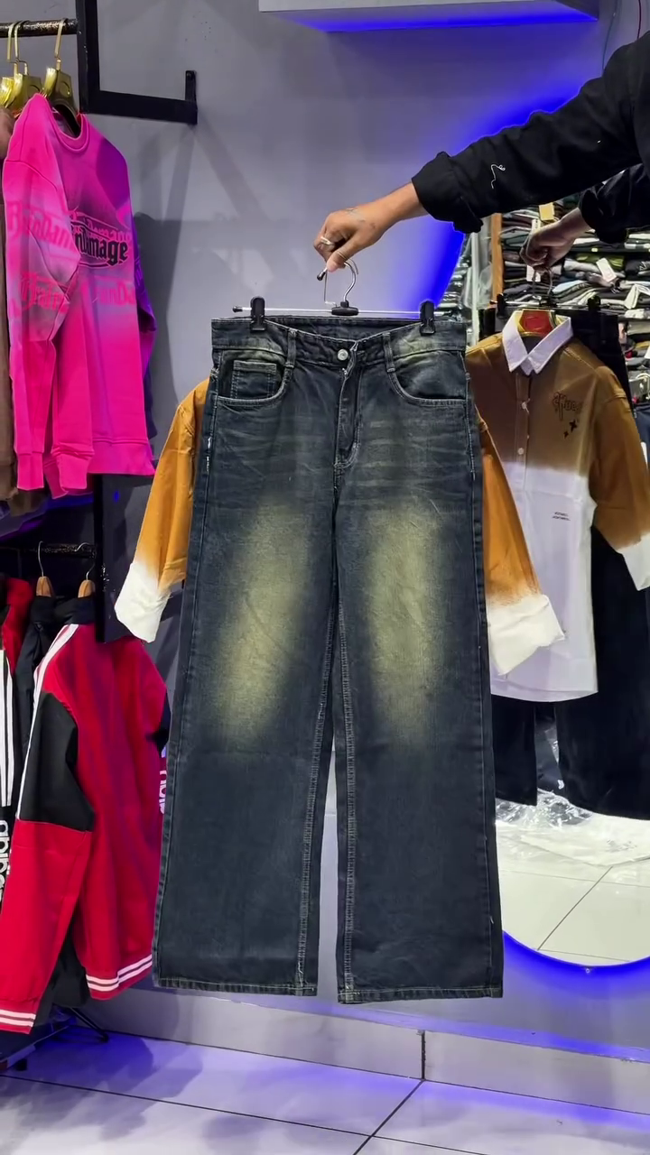 💖 Trendy Oversized Shirt & Denim Combo