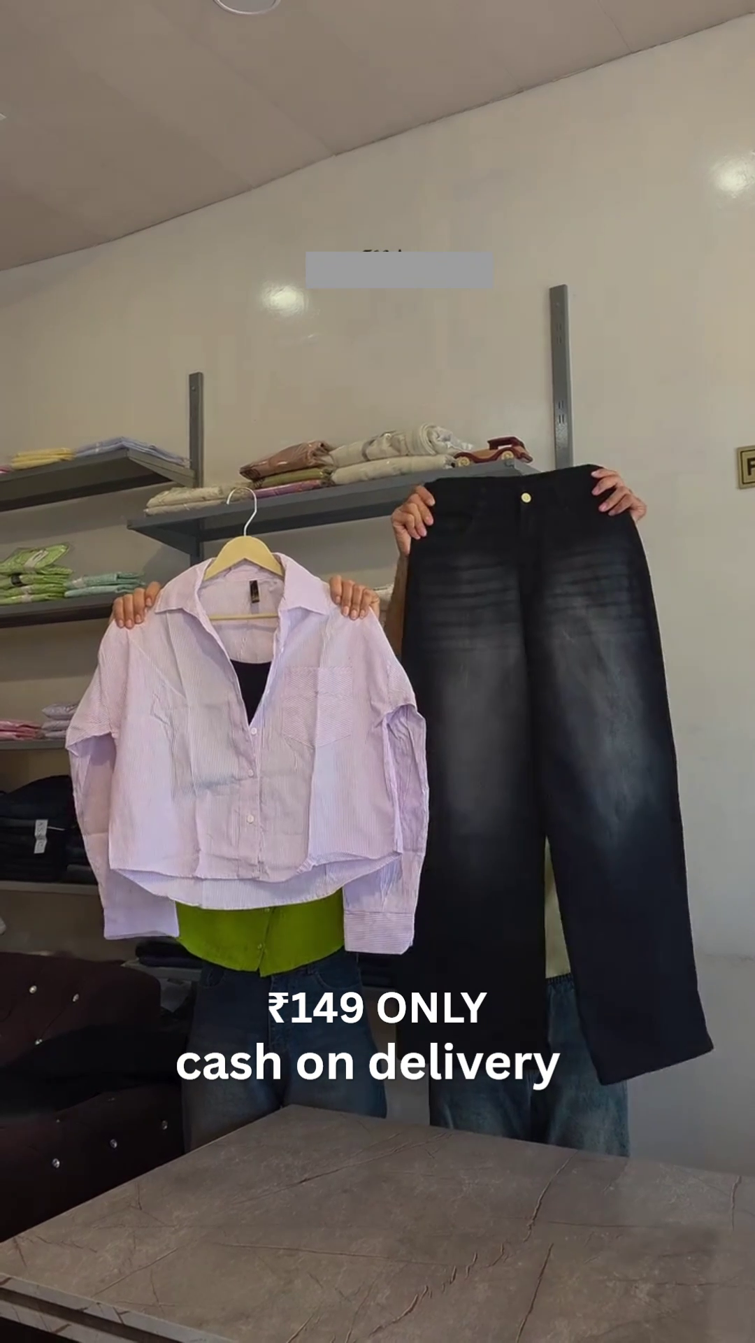 💗 Cute Pink Shirt + Wide Leg Jeans Combo