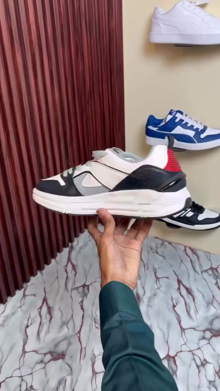 Premium Men’s Sneakers – Walk with Confidence 👟🔥